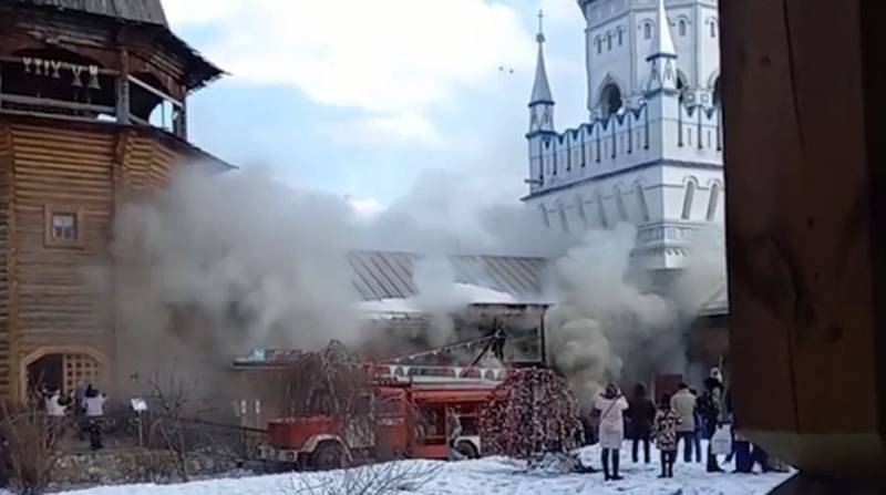 Измайловский Кремль выгорел в результате пожара 20 марта 2021 года
