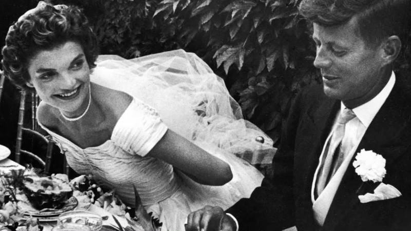 Трагедия Джеки Кеннеди: жизненные перипетии самой известной Первой леди США