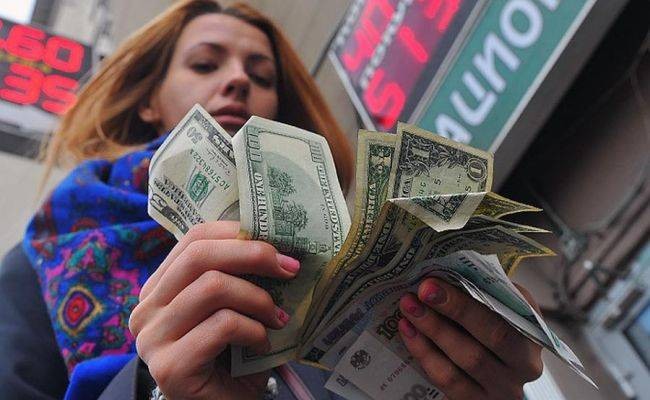 Каким будет курс доллара в 2021 году в России