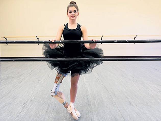 Чем занимаются люди с жуткими особенностями: безрукие, с четырьмя ногами, без сердца