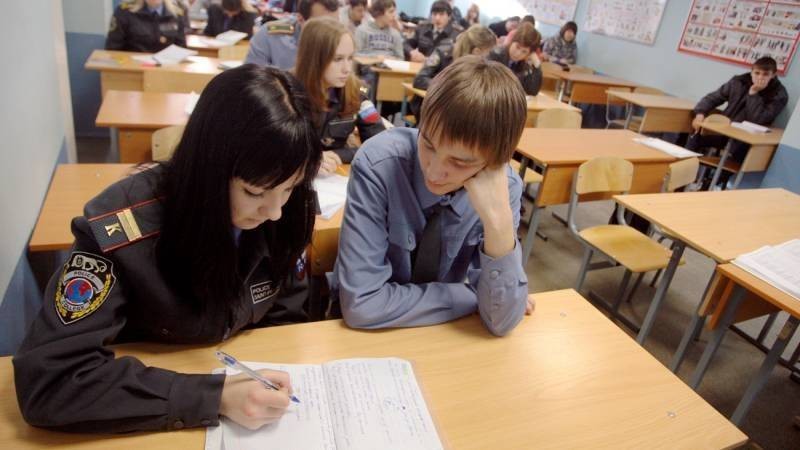 Детей правоохранителей будут зачислять в ВУЗы вне очереди