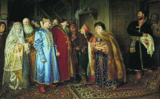 Кому на Руси давали тройные фамилии