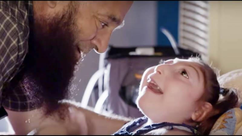 Дом скорби: почему восхищаются мусульманином, который похоронил десяток подопечных детей Дом скорби: почему восхищаются мусульманином, который похоронил десяток подопечных детей