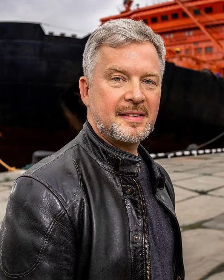 Ведущий Валдис Пельш и его жизнь на две семьи: как выглядит та, ради которой он оставил жену и дочь