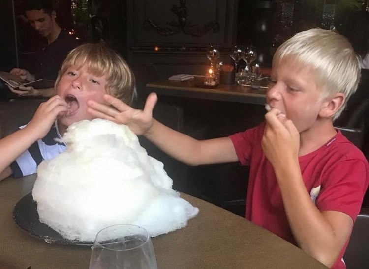 Ведущий Валдис Пельш и его жизнь на две семьи: как выглядит та, ради которой он оставил жену и дочь