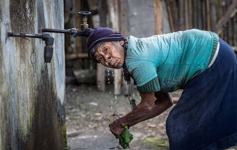 Носовые втулки являются обязательной составляющей жизни женщин в племени апатани