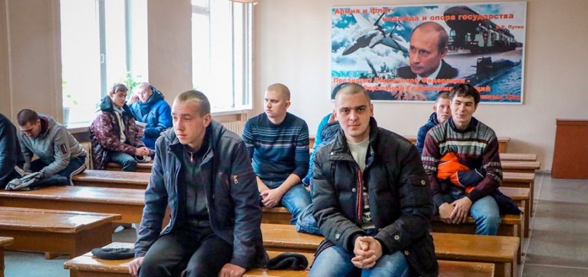 Что изменилось для призывников в 2021 году в России