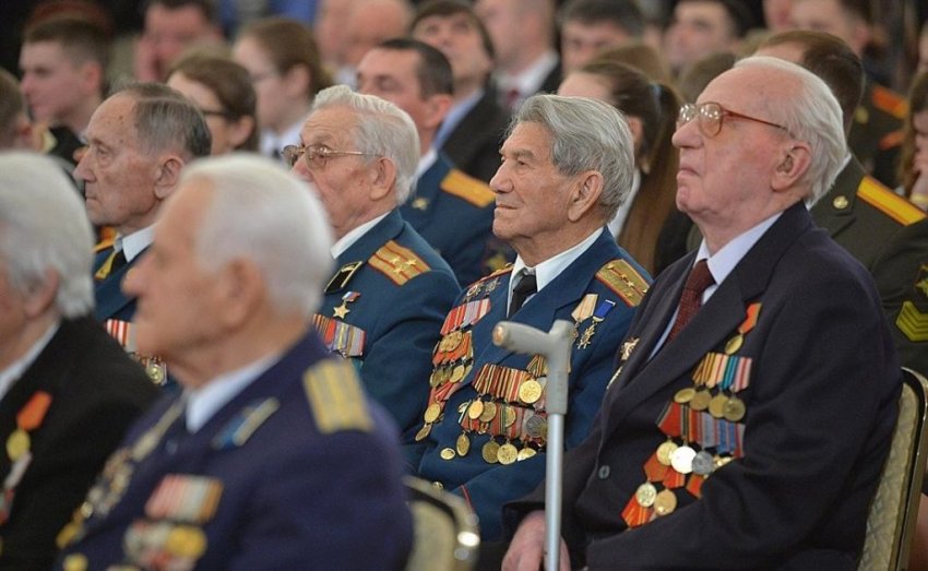 Индексации и понижающий коэффициент: что ждет военных пенсионеров в 2021 году