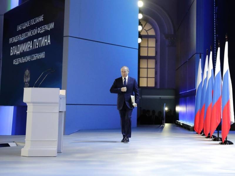 Выплаты в августе 2021 года от Владимира Путина получат около 17 млн российских семей