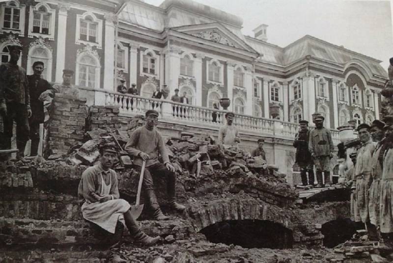 Праздник открытия фонтанов в Петергофе состоится 22 мая 2021 года