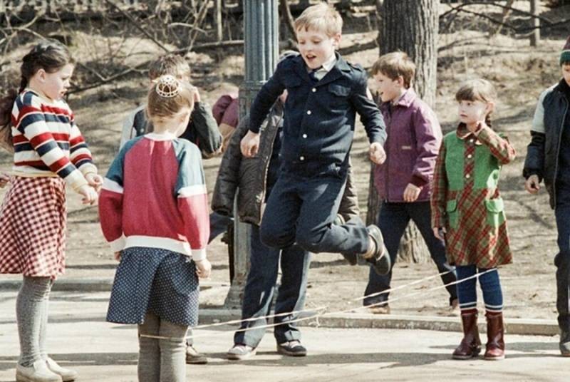 Какие советские привычки не смогли выжить в современном мире, а какие живут и здравствуют