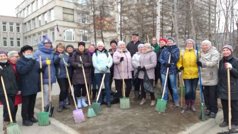 Для чего нужны были субботники и как к ним относились