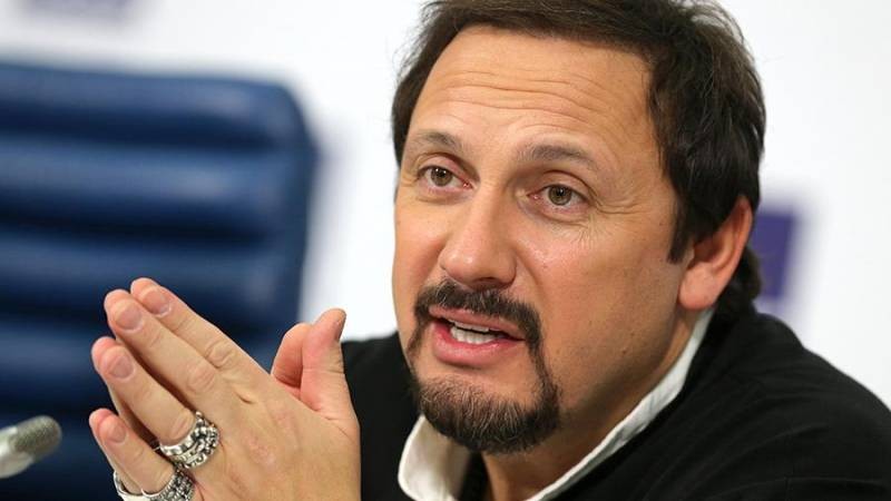 Поклонники увидели, как выглядит шикарный дом Стаса Михайлова