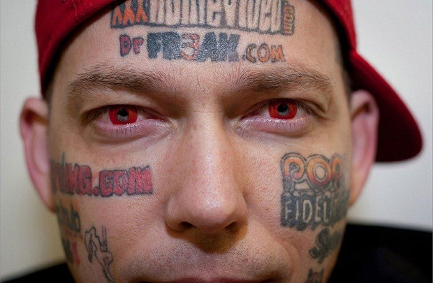 Что такое «живая» реклама – человеческая глупость или жадность