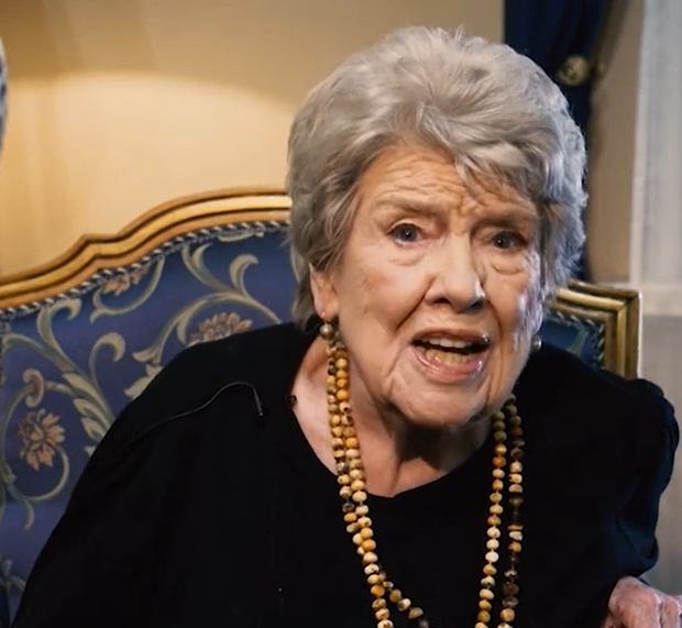 Бывший неформальный советник президента США просит российское гражданство Бывший неформальный советник президента США просит российское гражданство