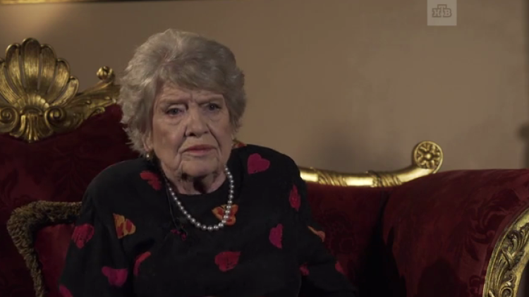 Бывший неформальный советник президента США просит российское гражданство Бывший неформальный советник президента США просит российское гражданство