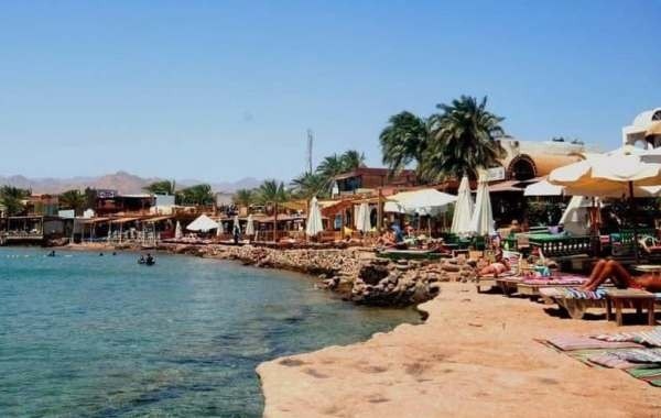 В Египте завершили вакцинацию работников туристического сектора