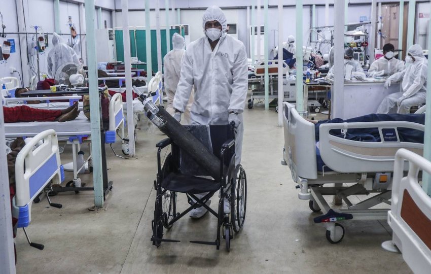 В двух штатах Индии объявили эпидемию «черной плесени», что это за болезнь и стоит ли переживать россиянам