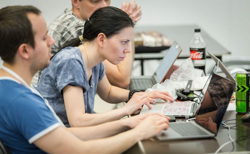 Бизнес-омбудсмен предлагает снять запреты с самозанятых