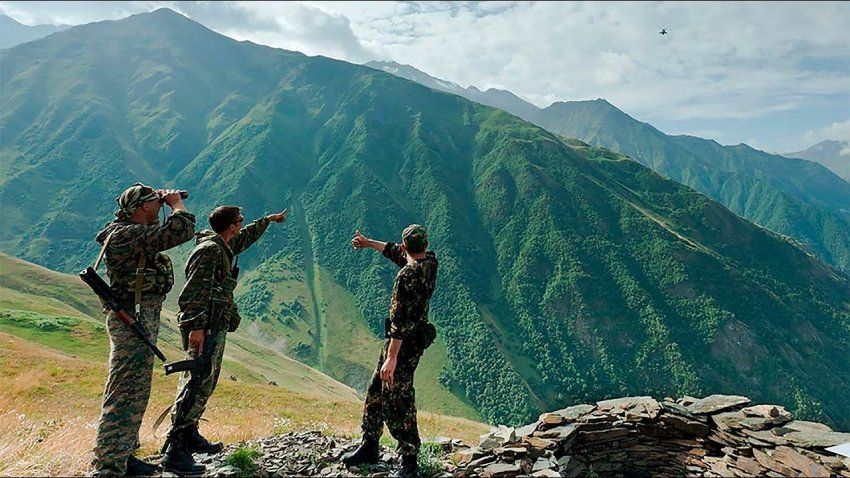 Красивые картинки и поздравления в стихах с Днем пограничника 2021 года