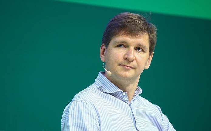 Своё такси и не только: смелые планы и амбиции Тинькофф Банка на российском и международном рынках