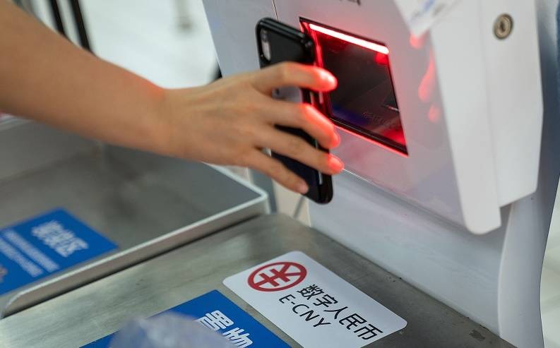 Миллиардер из США назвал серьезного конкурента для американского доллара