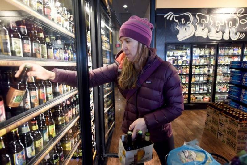 Регионы России определили даты, когда будет запрещена продажа алкоголя в июне 2021 года