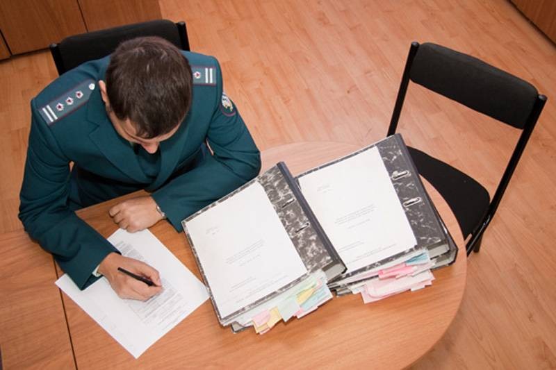 Проверка банковских счетов физлиц в 2021 году: полномочия налоговой