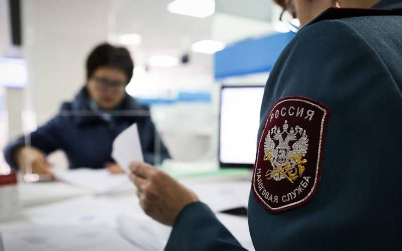 Проверка банковских счетов физлиц в 2021 году: полномочия налоговой