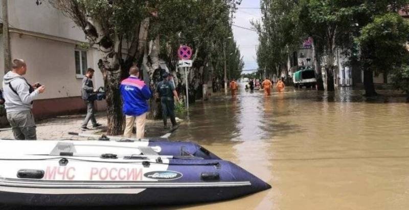 Наводнение в Ялте 18 июня 2021 года, снят ли запрет на въезд сегодня, 19 июня Наводнение в Ялте 18 июня 2021 года, снят ли запрет на въезд сегодня, 19 июня