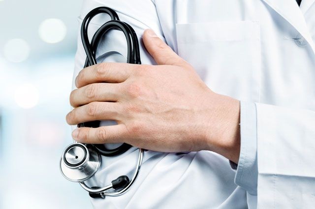 Оклады одинаковые, надбавки и премии прозрачные: Путин пообещал медикам новую систему оплаты труда