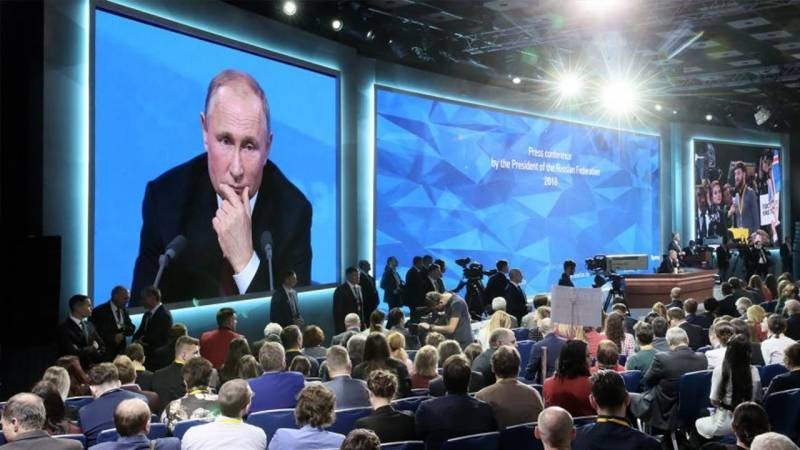 Впервые за два года пройдет прямая линия с Владимиром Путиным