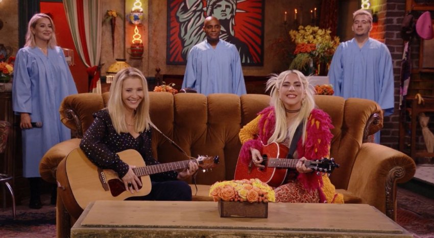 «Друзья» вернулись и вспомнили былое: вышла новая серия легендарного сериала