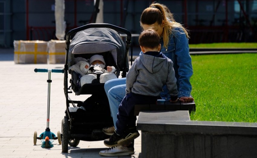 Депутат Госдумы предложил отменить материнский капитал для части россиян 