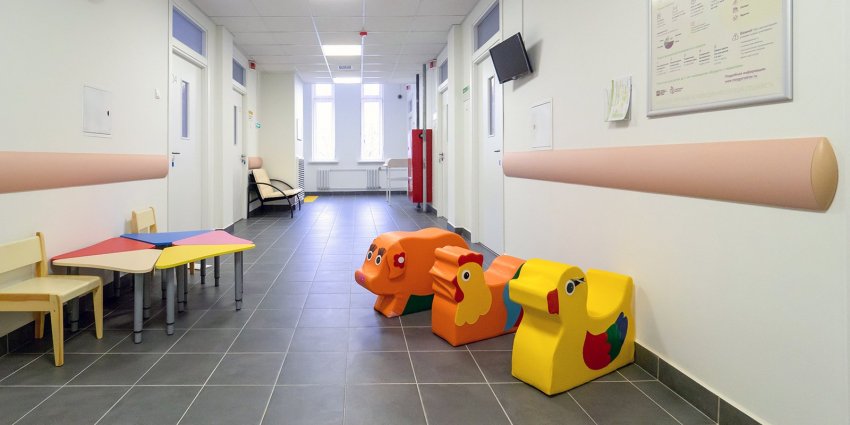 Москва ушла на карантин: как работают поликлиники и детсады, госучреждения и стоматологии столицы с 15 июня