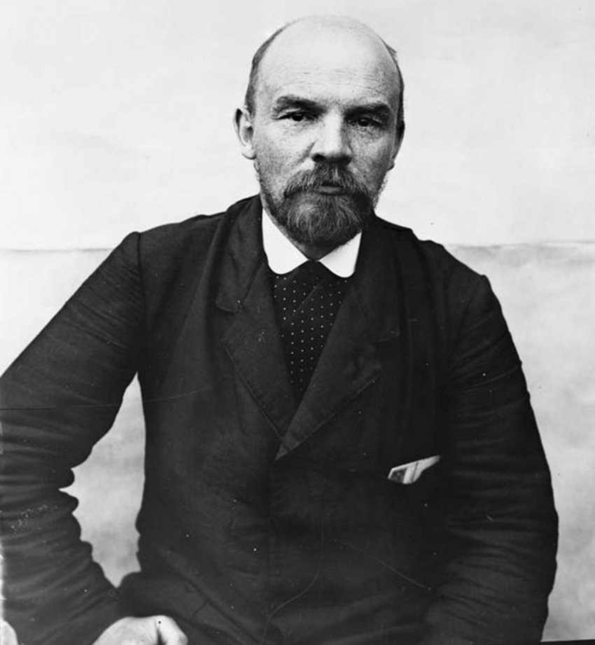 Сколько зарабатывали вожди коммунизма?