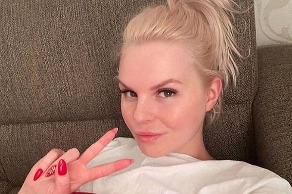 Экс-солистка группы Ленинград Алиса Вокс подала иск на Сергея Шнурова