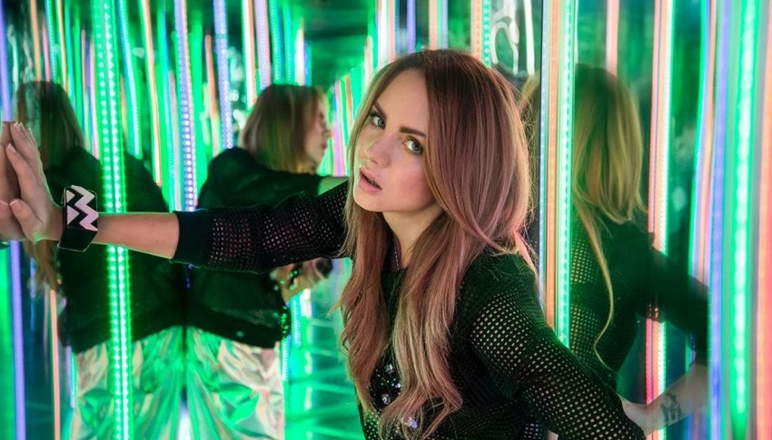 Певица МакSим подключена к системе ЭКМО с 80% поражением легких