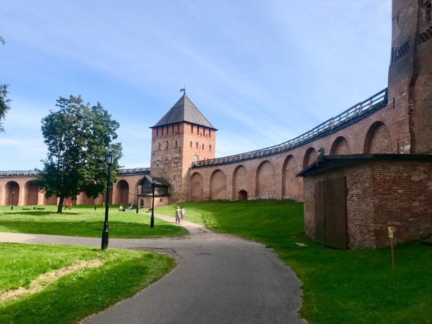 Какие российские города считаются самыми колоритными, кроме Москвы