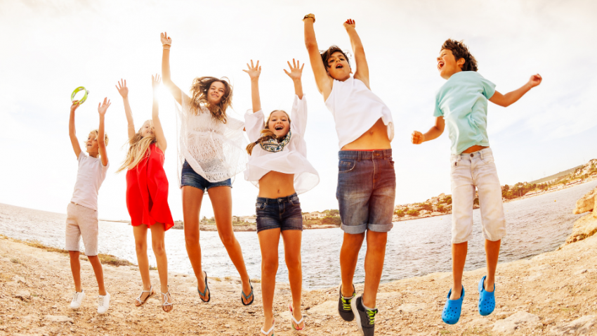 Когда в российских школах заканчивается учебный год в 2021 году