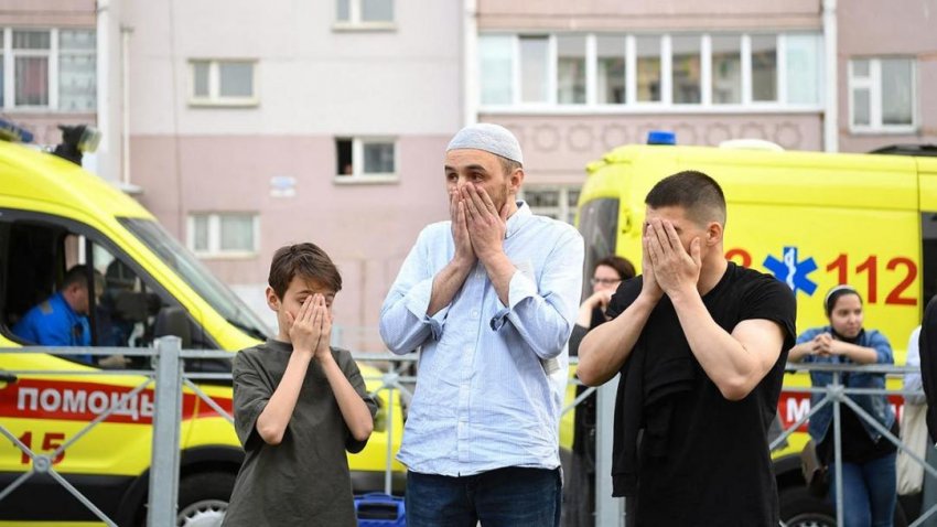 Появилось видео допроса парня, устроившего стрельбу в школе Казани