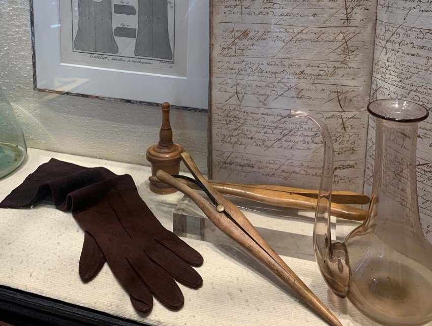 История запахов: От ритуала к искусству