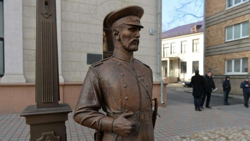 Кто такой "Городовой" и почему ему досталось в 1917 году