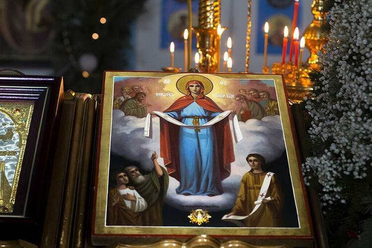 Какие приметы и обряды связаны с праздником Покрова Пресвятой Богородицы