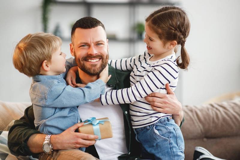 Россия впервые отпразднует День отца 17 октября 2021 года