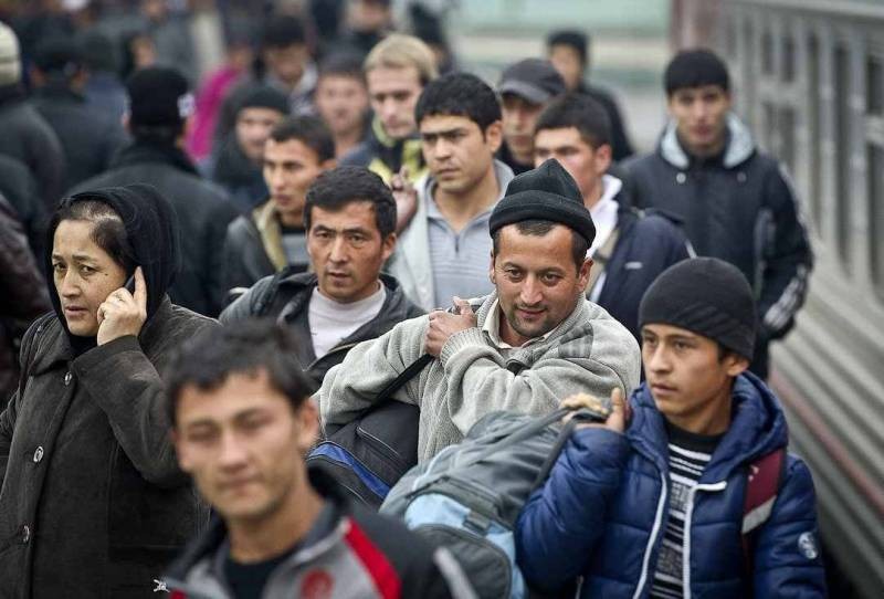 Власти РФ объявили миграционную амнистию мигрантам из Узбекистана Власти РФ объявили миграционную амнистию мигрантам из Узбекистана