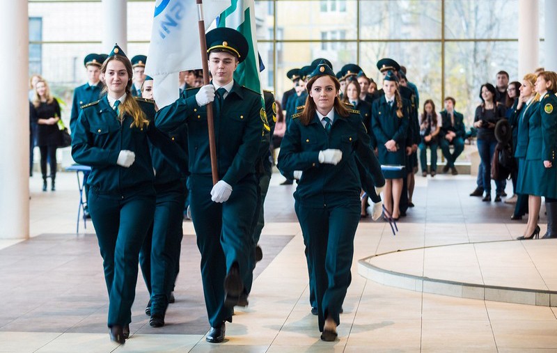 Поздравления на «День таможенника», отмечаемый в России в октябре 2021 года