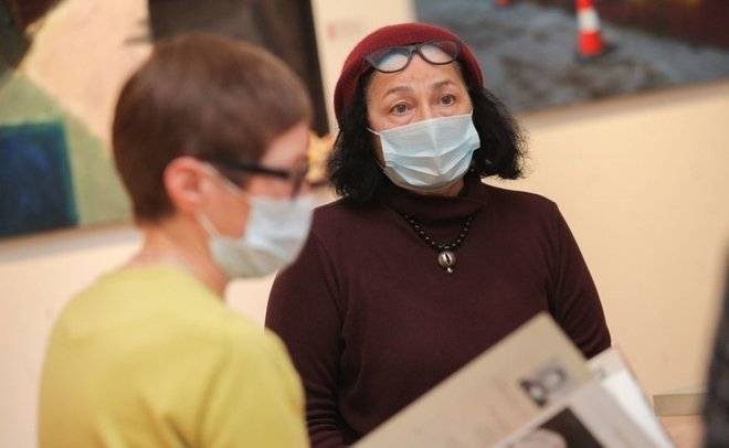 В Питере вводят новые ограничения для пенсионеров и лиц с хроническими заболеваниями