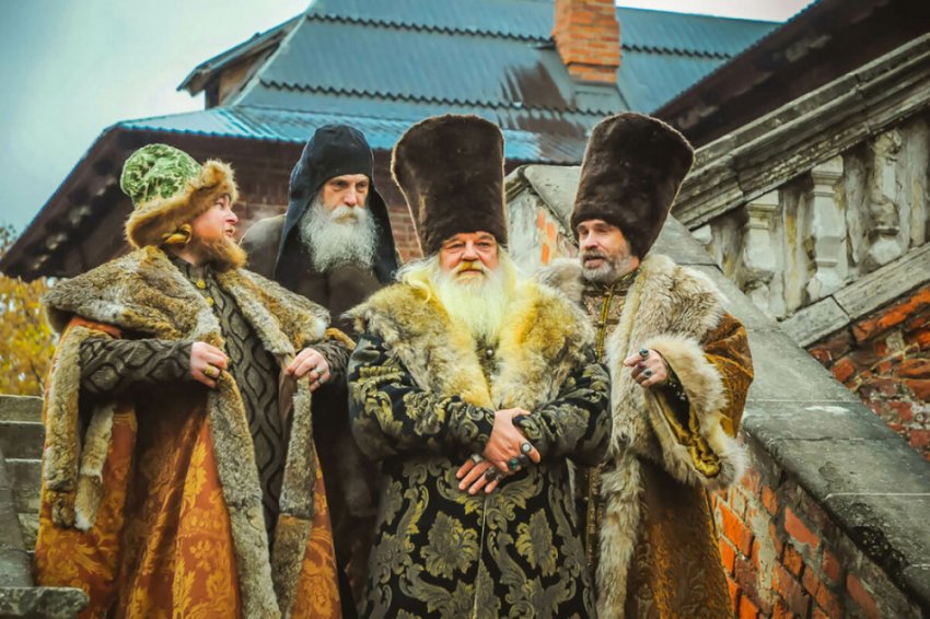 Кого на Руси называли "Столбовые дворяне"?