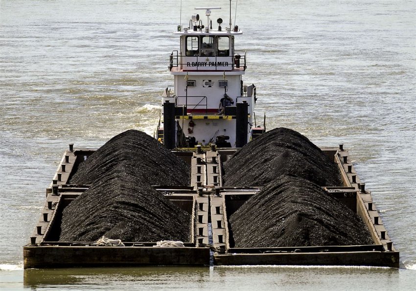 Чем украинцы будут греться зимой: запасы угля на ТЭЦ в Украине на 22 ноября 2021 года